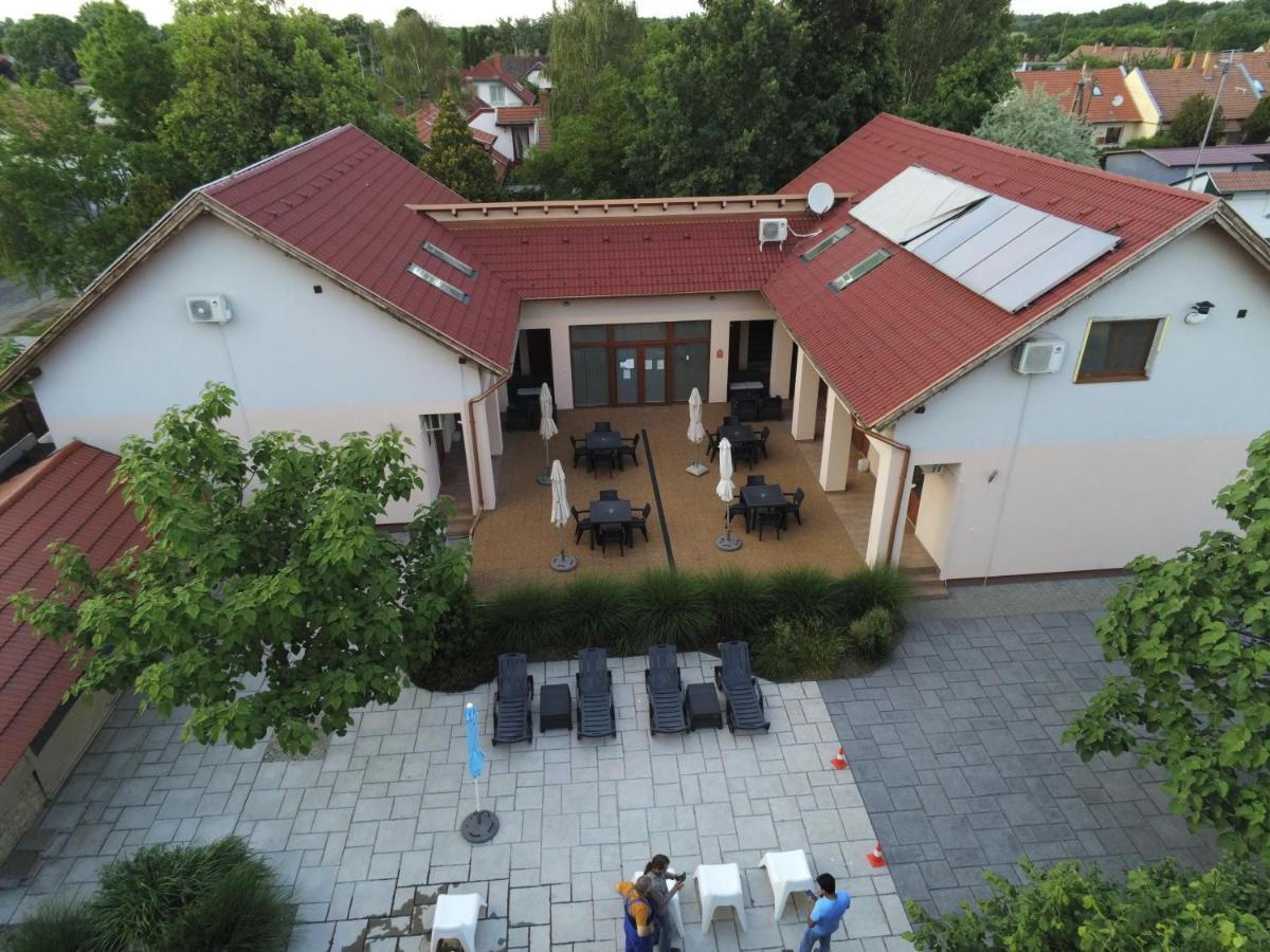 Apartmán Hortobagyi Kemences Vendeghaz Exteriér fotografie