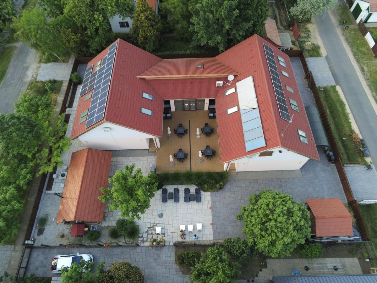 Apartmán Hortobagyi Kemences Vendeghaz Exteriér fotografie